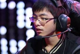 lol圣枪哥为何被叫做圣枪哥