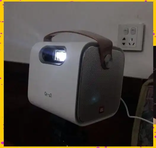 天猫魔屏可不可以连接音箱