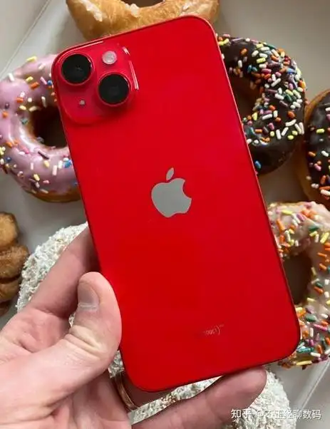 如何防止iPhone 15待机屏幕变红