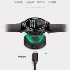 华为手机如何给华为手表充电视频教学教程