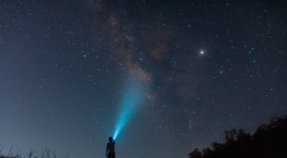 荣耀20专业相机拍星空如何调