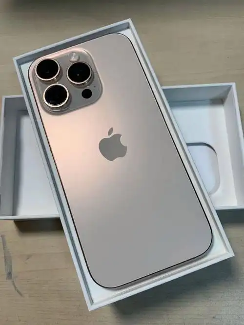 苹果iPhone相机像素不高为何拍照质量出色
